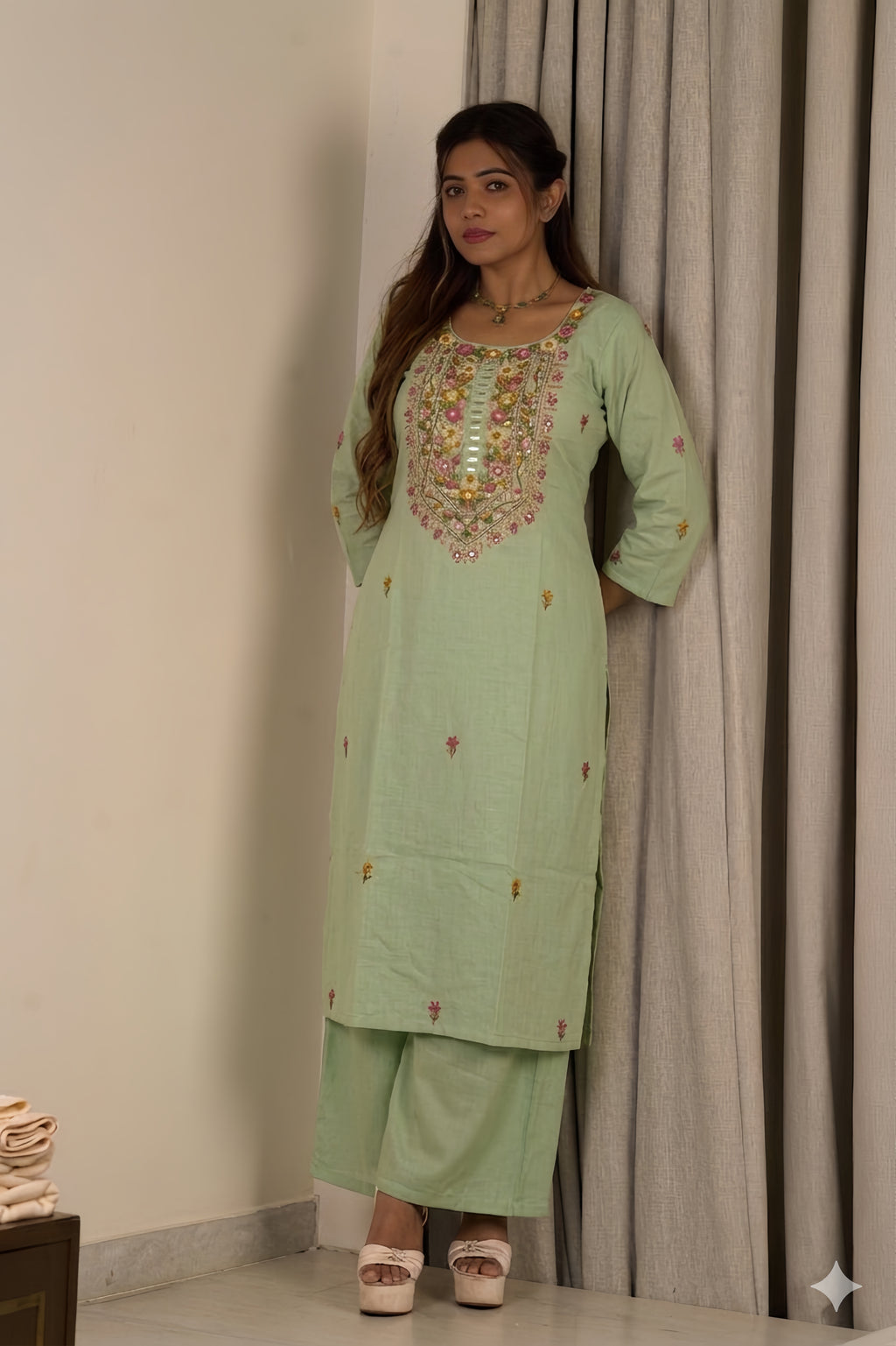 Vaanya katha Kurta