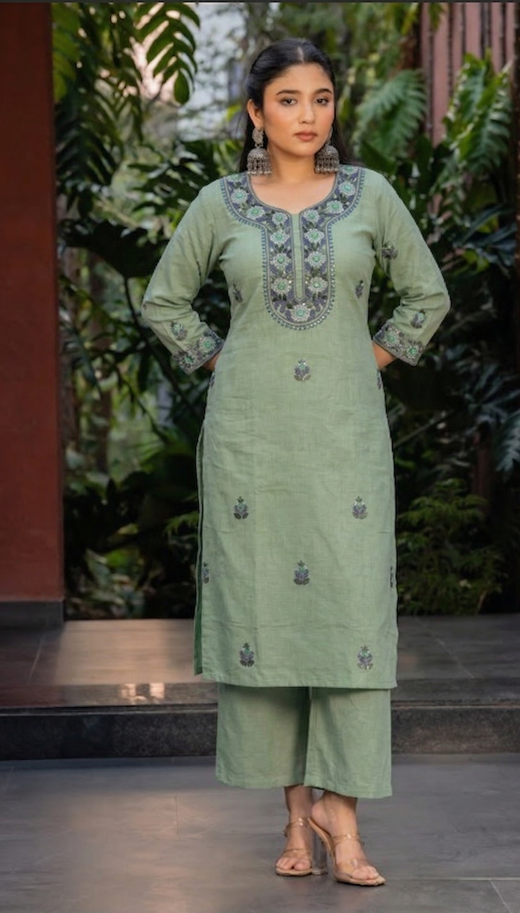 Aira Katha Kurta