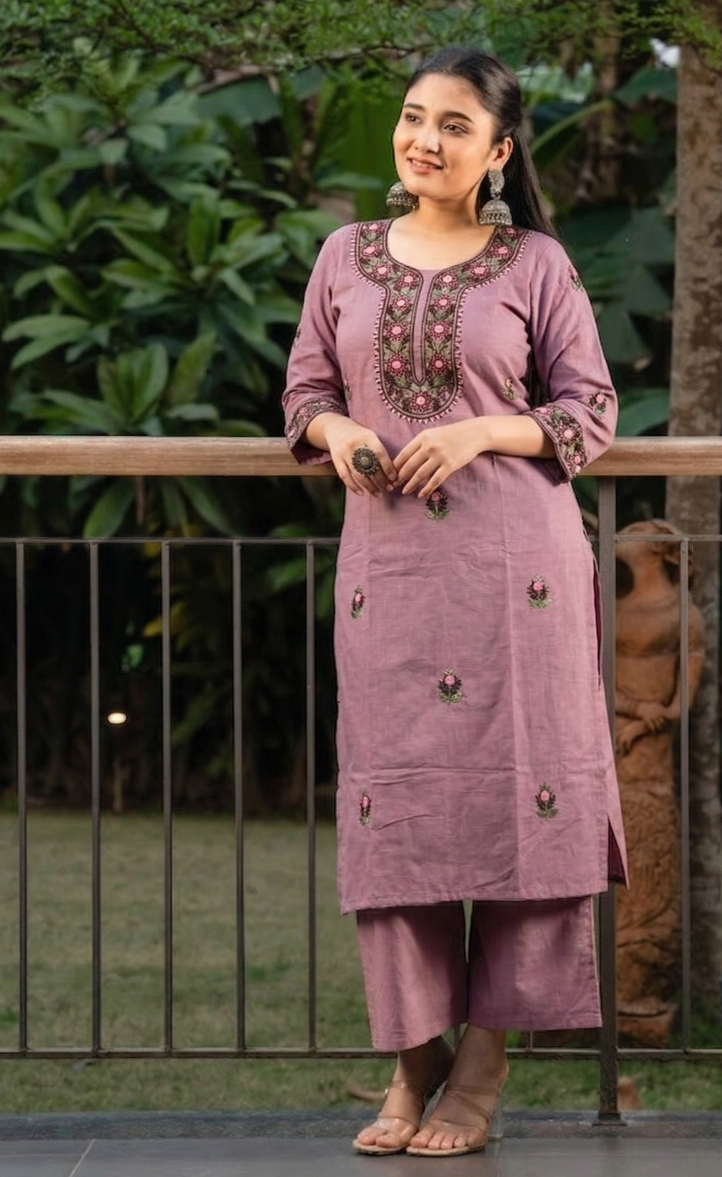 Aira Katha Kurta