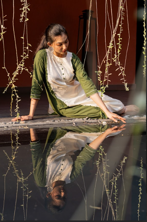 Layerline Kurta Set
