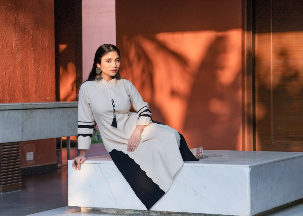 Ivory Noir Kurta Set