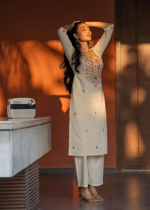 Vaanya katha Kurta