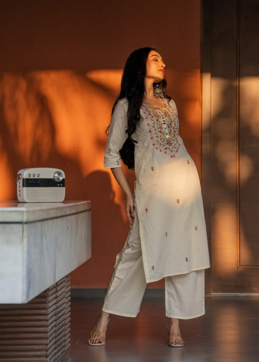 Vaanya katha Kurta
